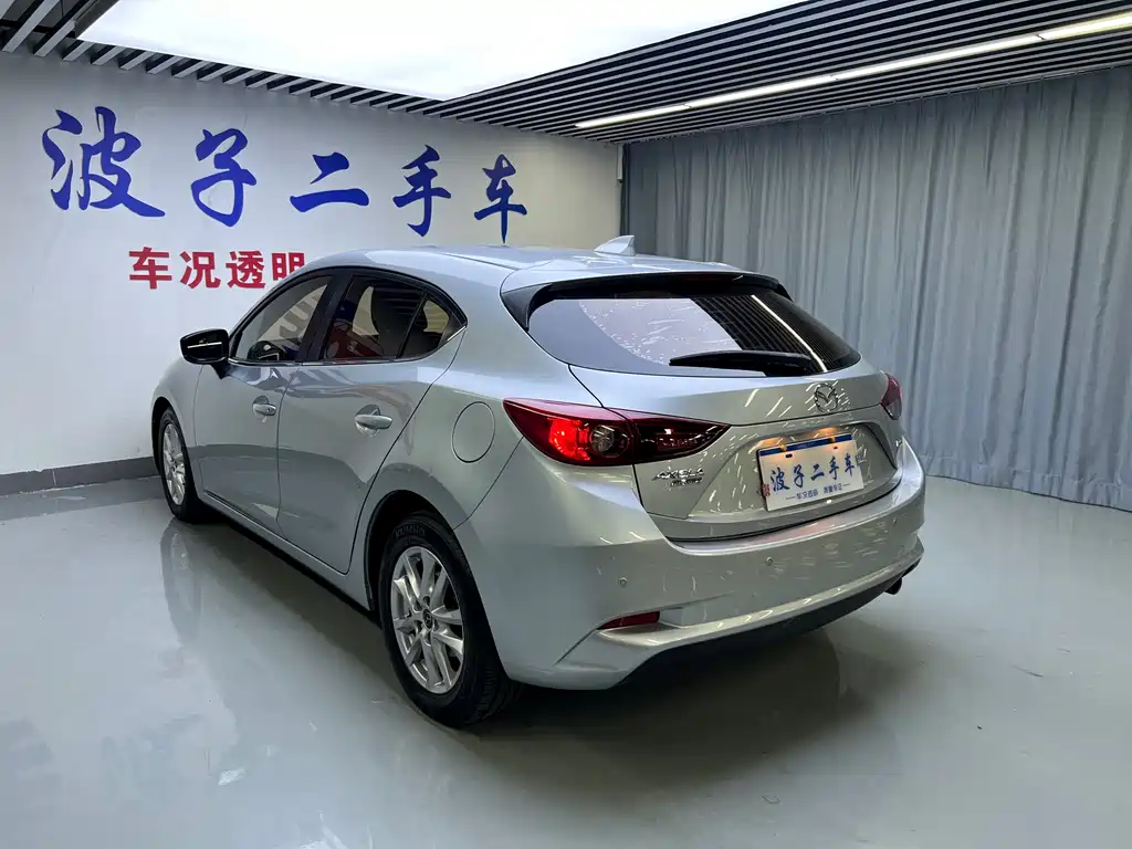 Mazda 3 Axela — миниатюра 20