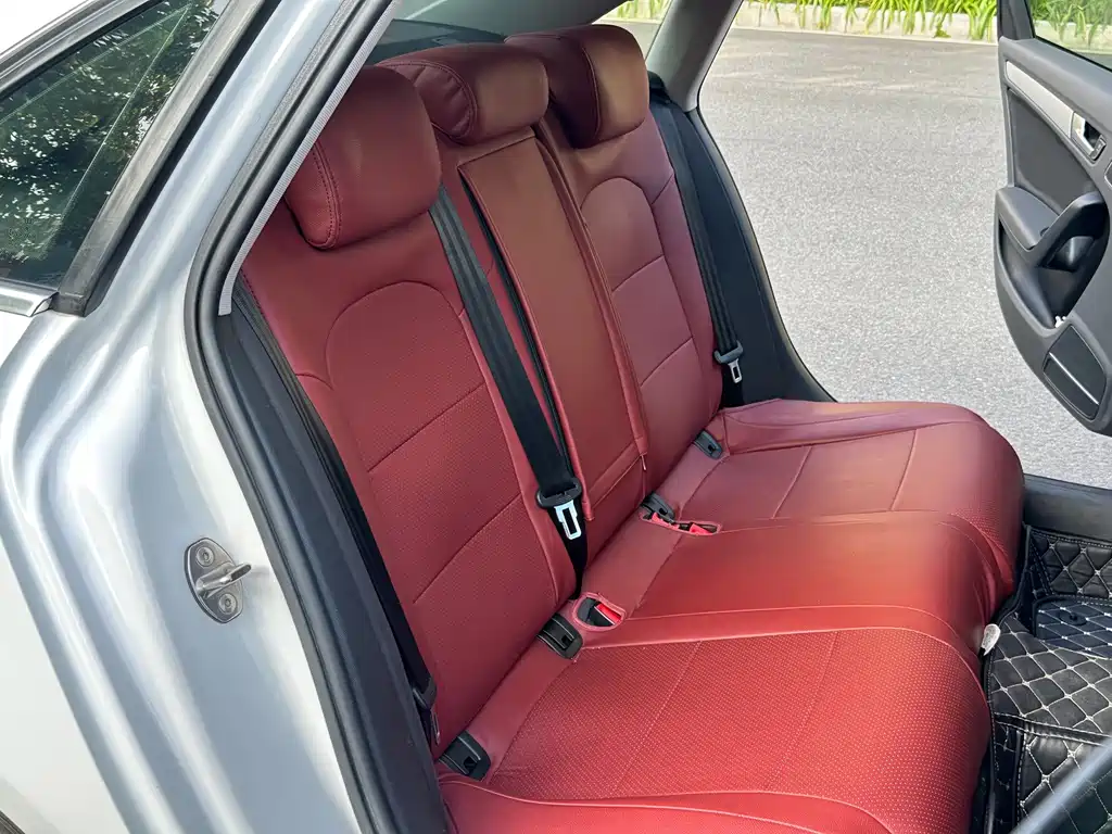 Audi A4L — миниатюра 13