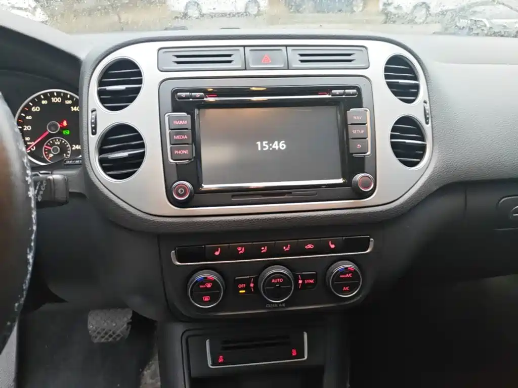 Volkswagen Tiguan — миниатюра 13