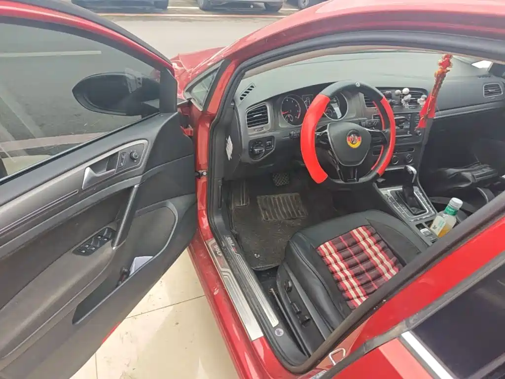 Volkswagen Golf — миниатюра 16