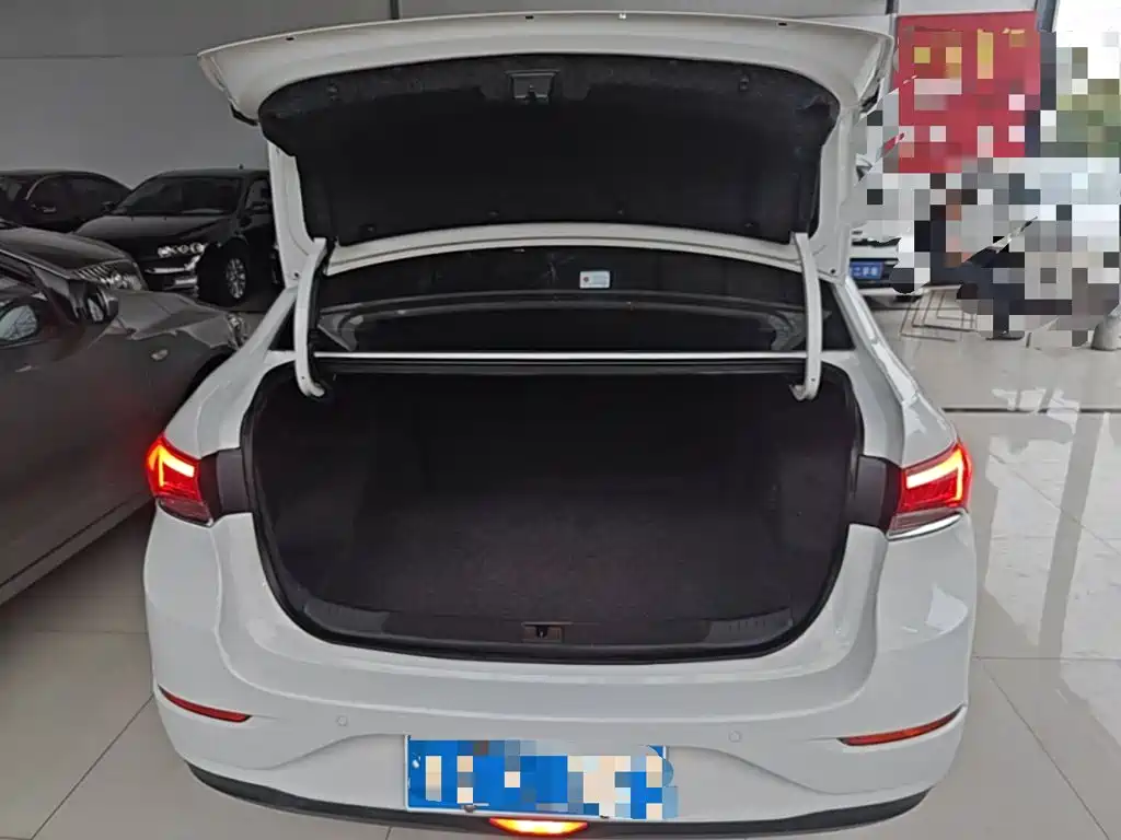 Buick Excelle — миниатюра 19