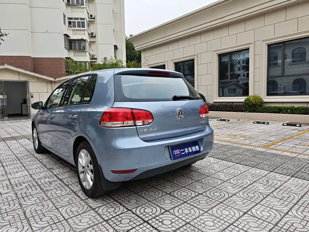 Volkswagen Golf — миниатюра 6