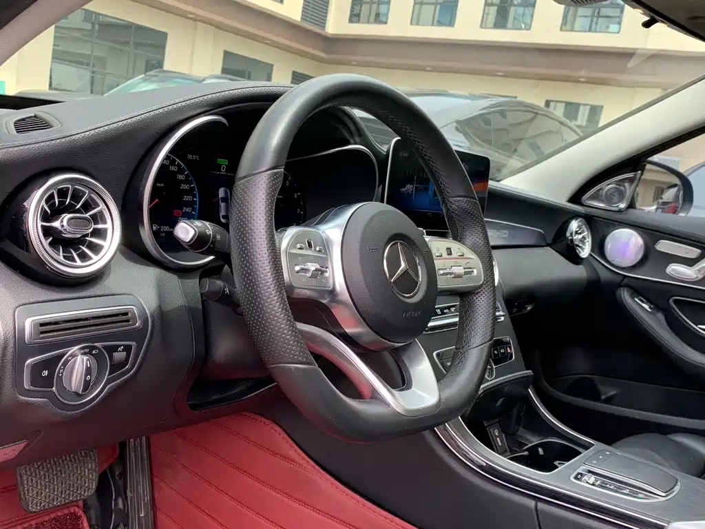 Mercedes-Benz C-Class — миниатюра 18