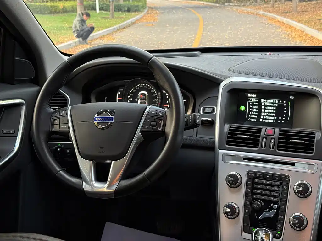 Volvo XC60 — миниатюра 22