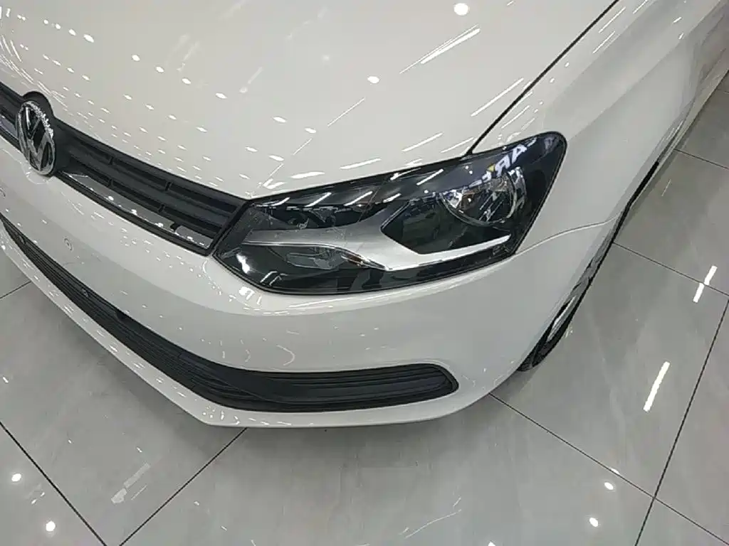 Volkswagen Polo — миниатюра 24