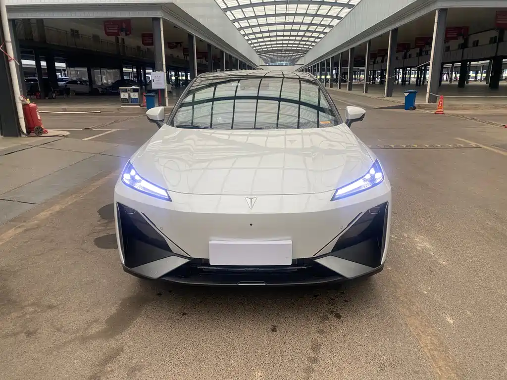 Changan Deepal DARK BLUE S07