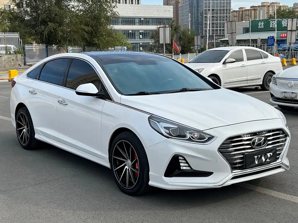 Hyundai Sonata — миниатюра 3