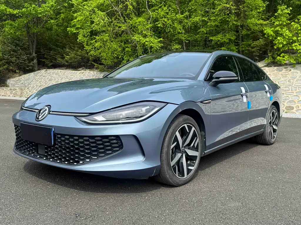 Купить Volkswagen Lamando