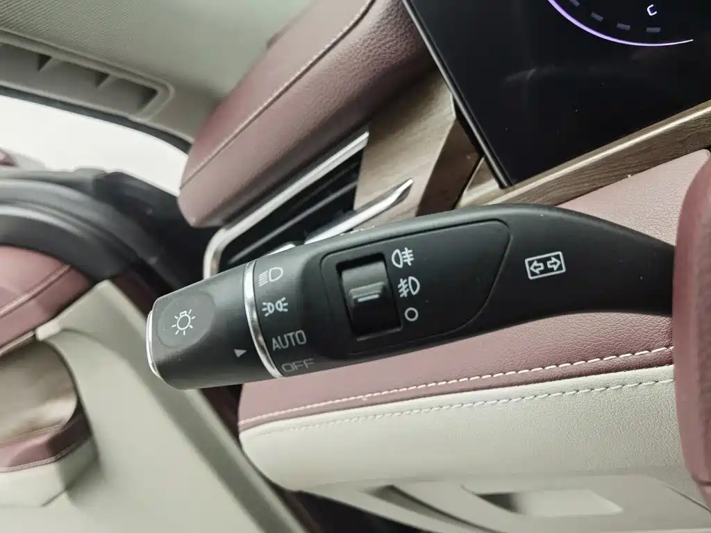 Ford Equator — миниатюра 21