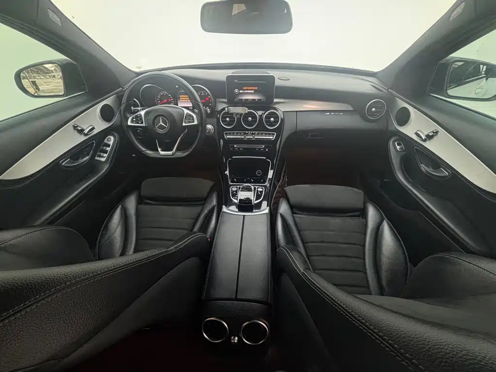 Mercedes-Benz C-Class — миниатюра 12