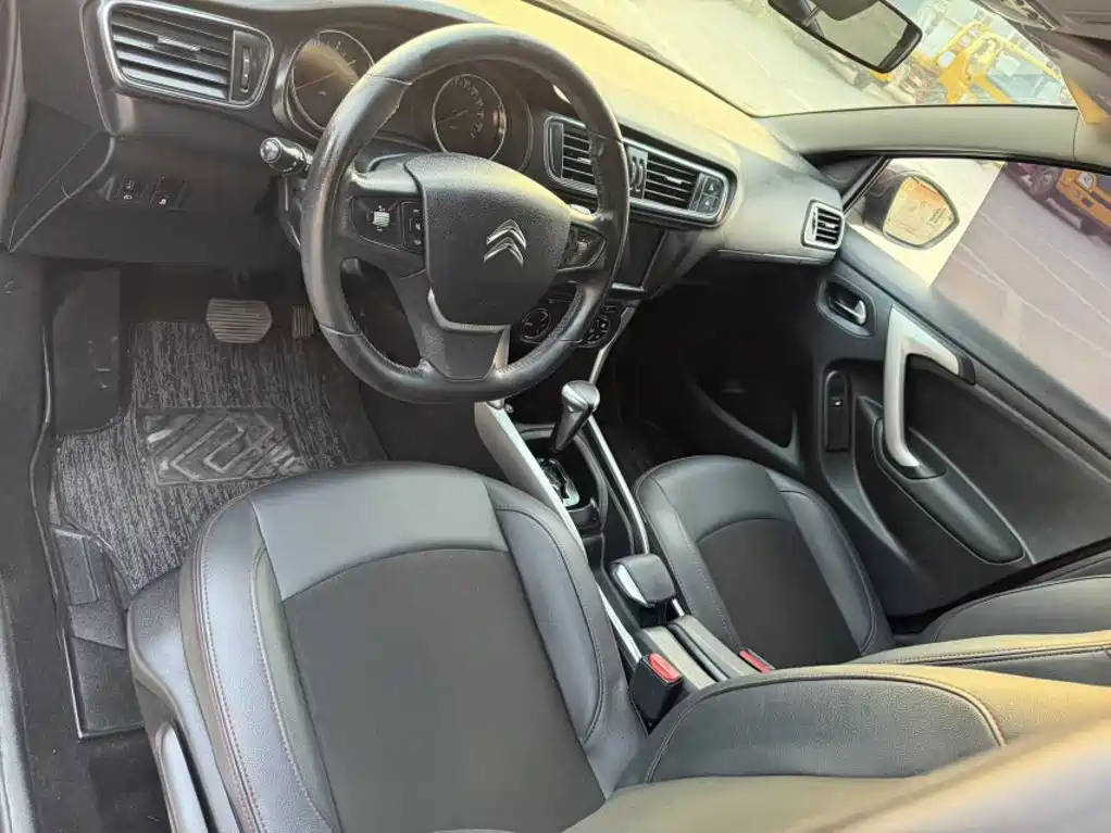 Citroen C3-XR — миниатюра 8