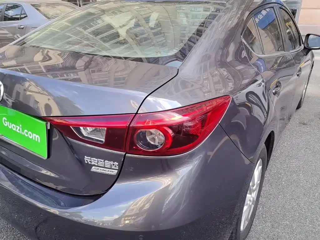 Mazda 3 Axela — миниатюра 8