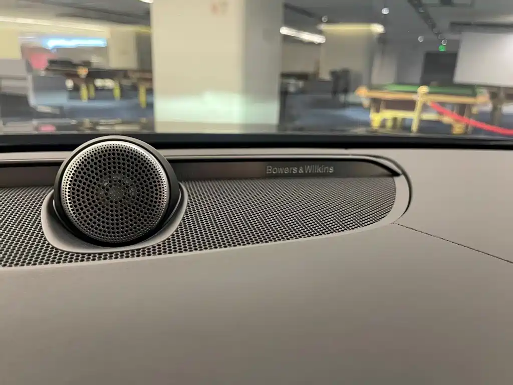Volvo S90 PHEV — миниатюра 4