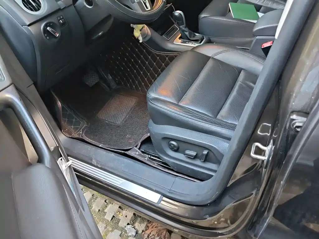 Volkswagen Tiguan — миниатюра 17