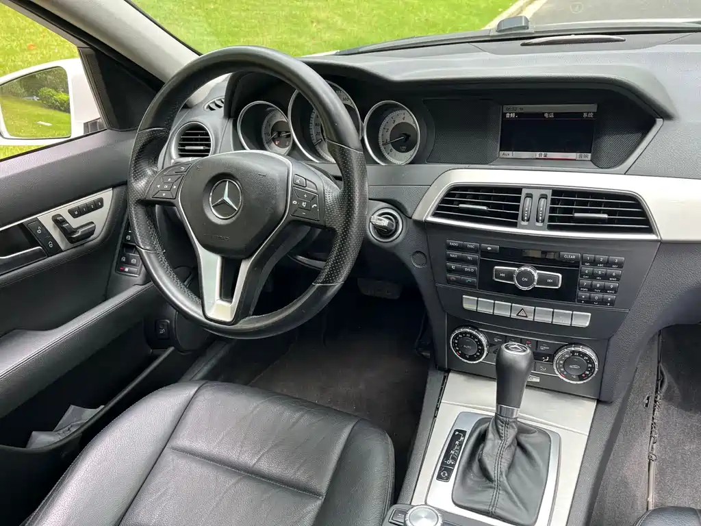 Mercedes-Benz C-Class (Import) — миниатюра 13