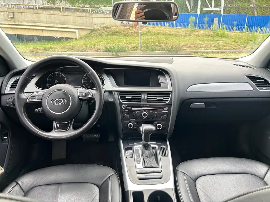 Audi A4L 2016 35 TFSI AT