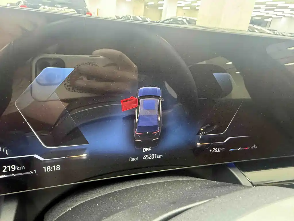 BMW 5 Series — миниатюра 12