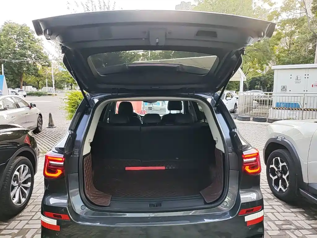 Roewe RX5 — миниатюра 19