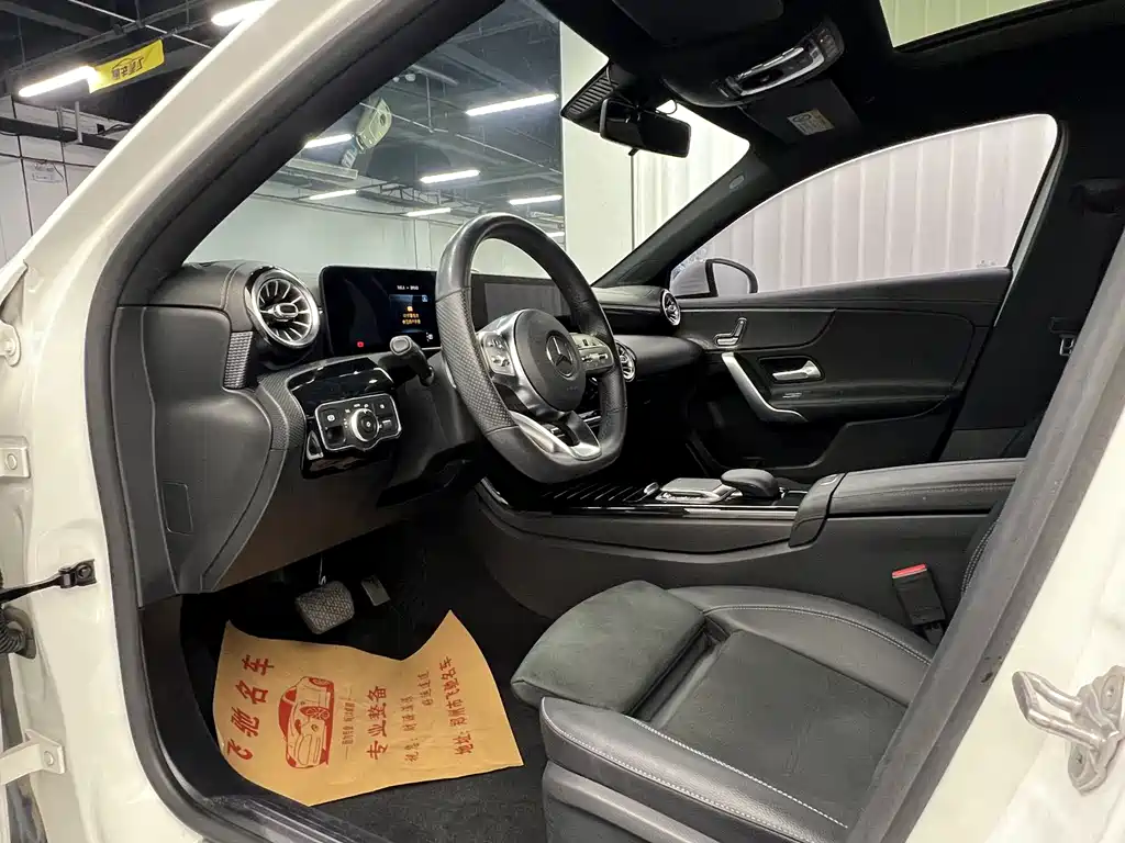 Mercedes-Benz A-Class — миниатюра 4