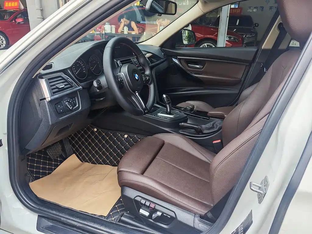 BMW 3 Series — миниатюра 7