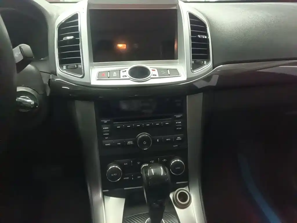 Chevrolet Captiva — миниатюра 13