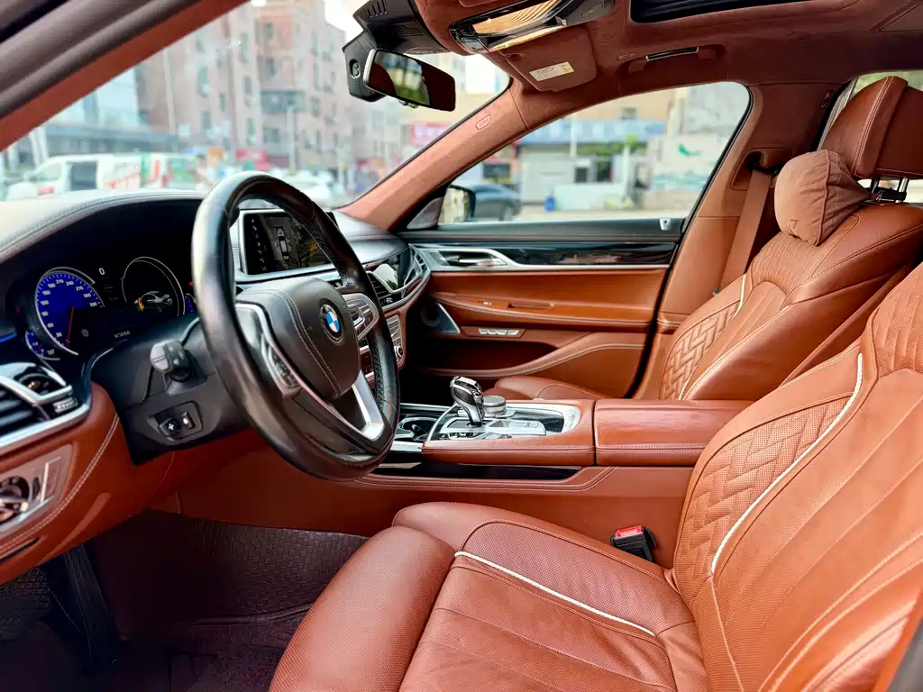 BMW 7 Series 7 2018 740Li xDrive Premium M Sport