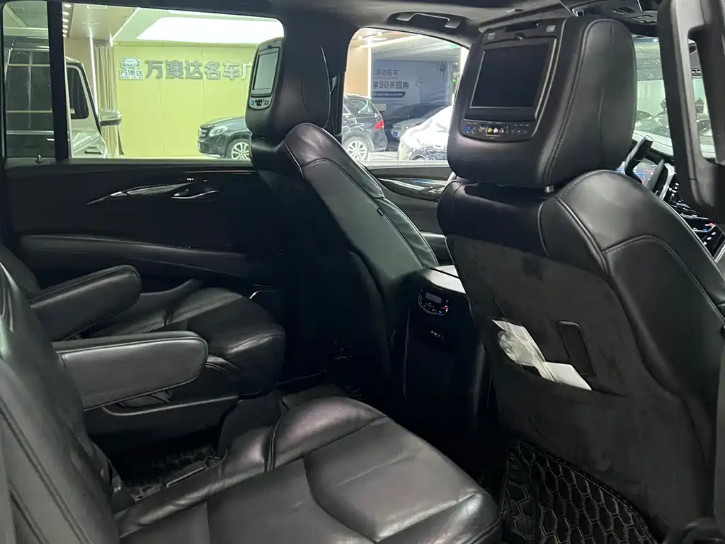 Cadillac Escalade 2016 6.2L