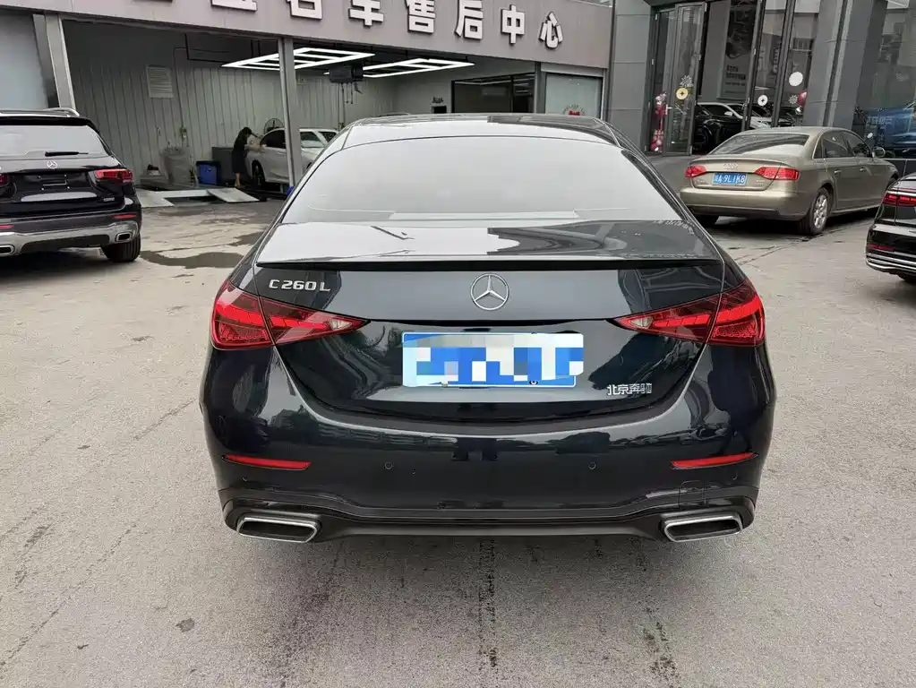 Mercedes-Benz C-Class — миниатюра 8