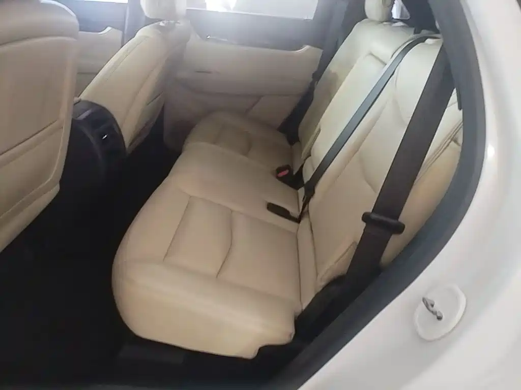 Cadillac XT5 — миниатюра 17