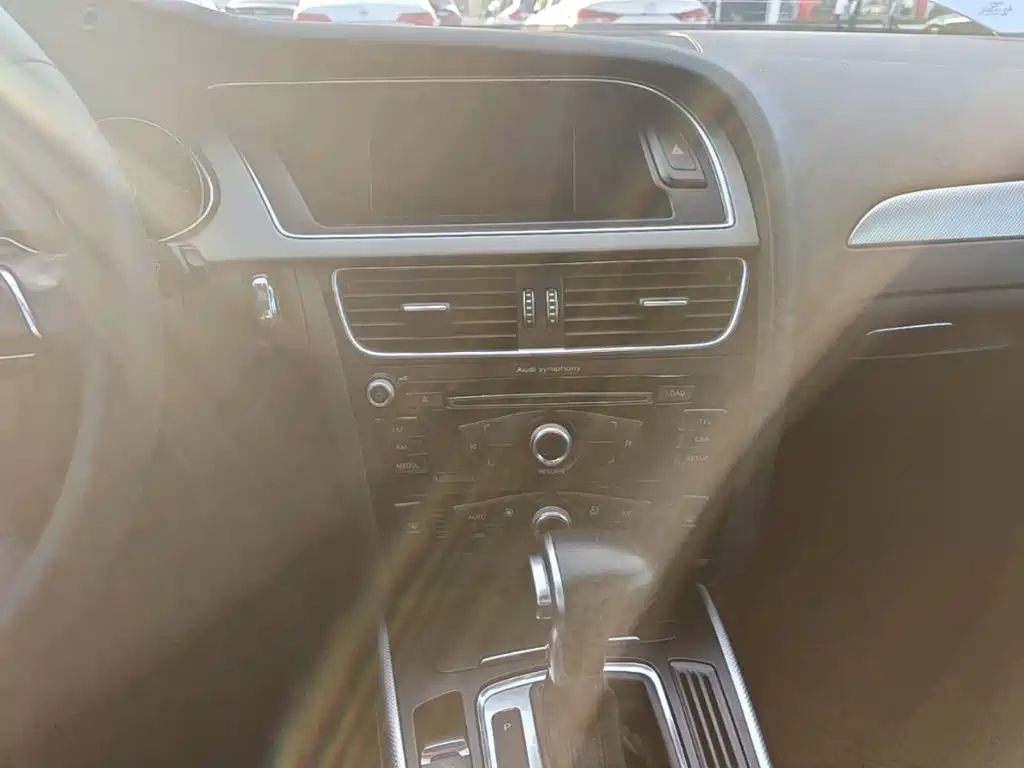 Audi A4L — миниатюра 9