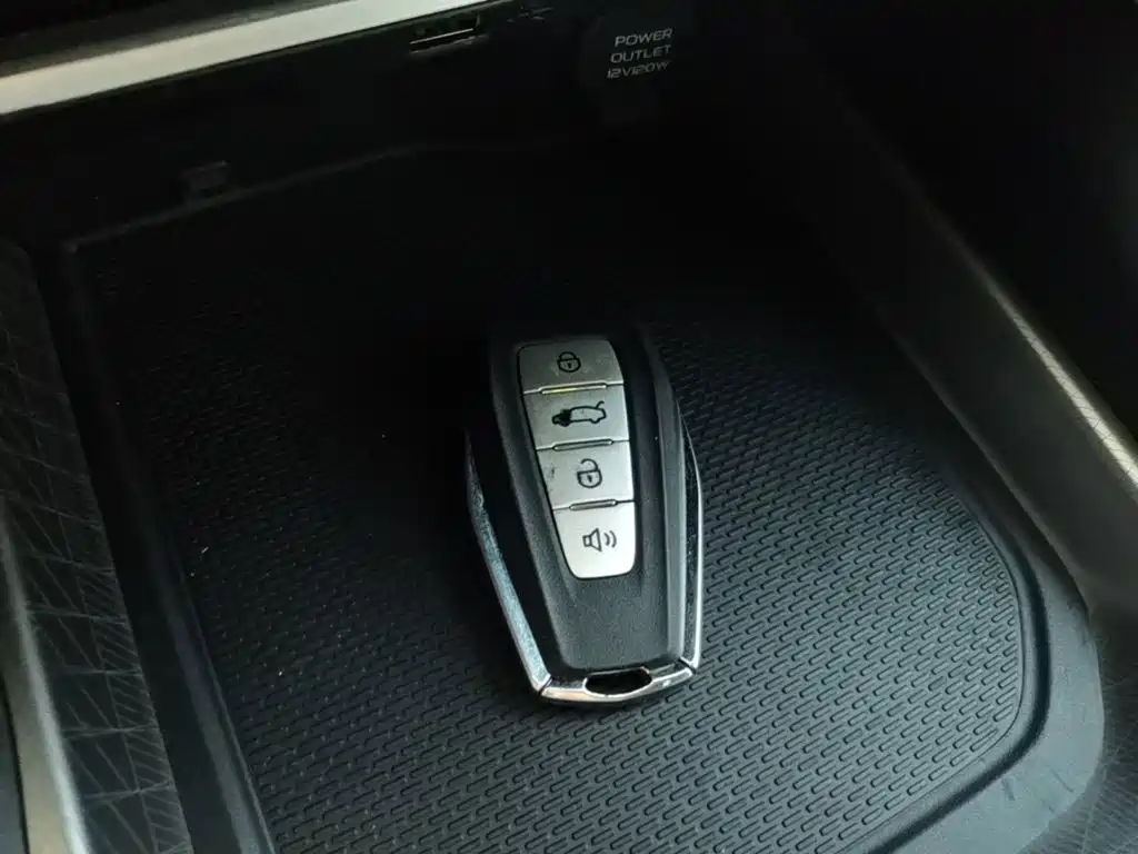 Geely Emgrand — миниатюра 9