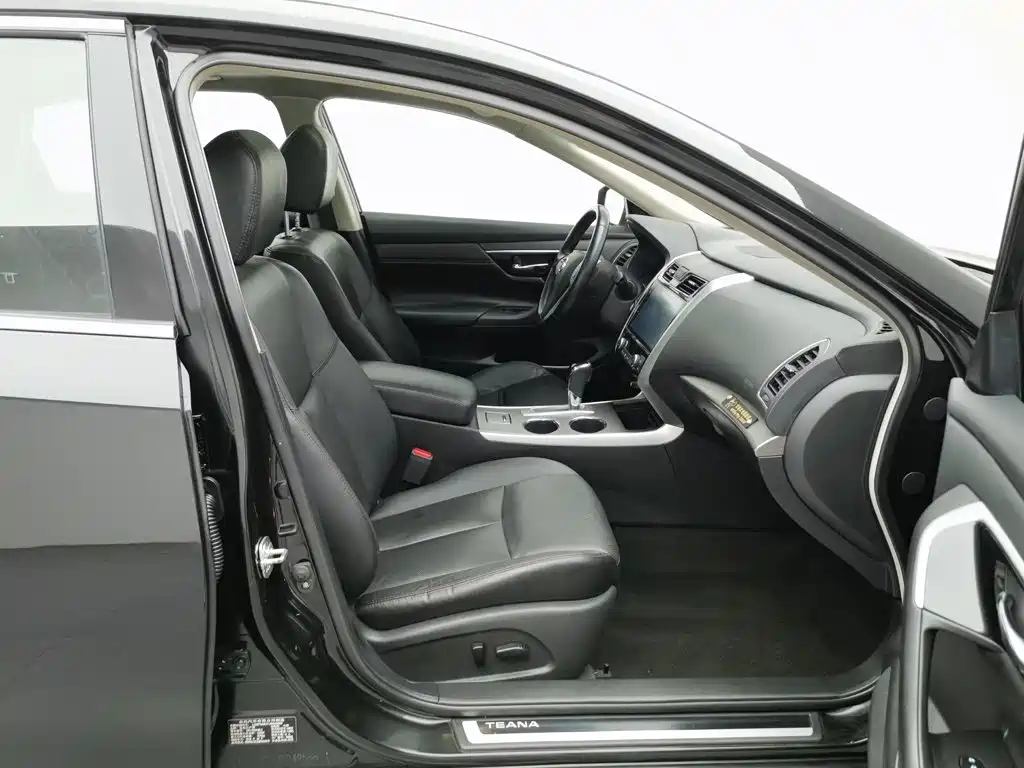 Nissan Teana — миниатюра 23