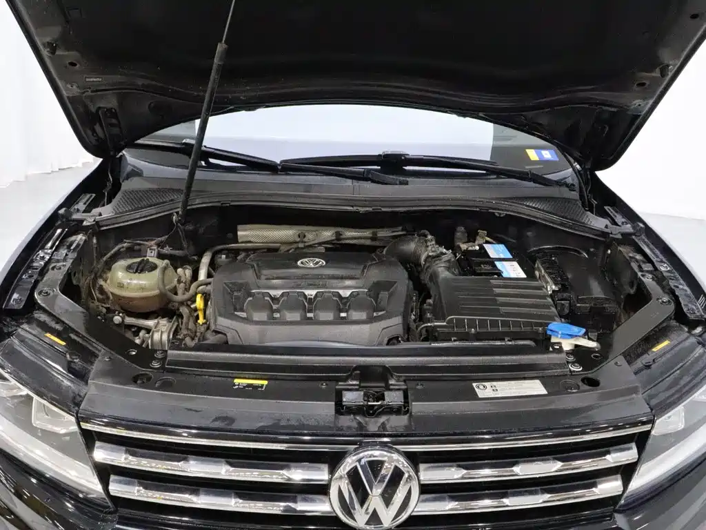 Volkswagen Tiguan L — миниатюра 21