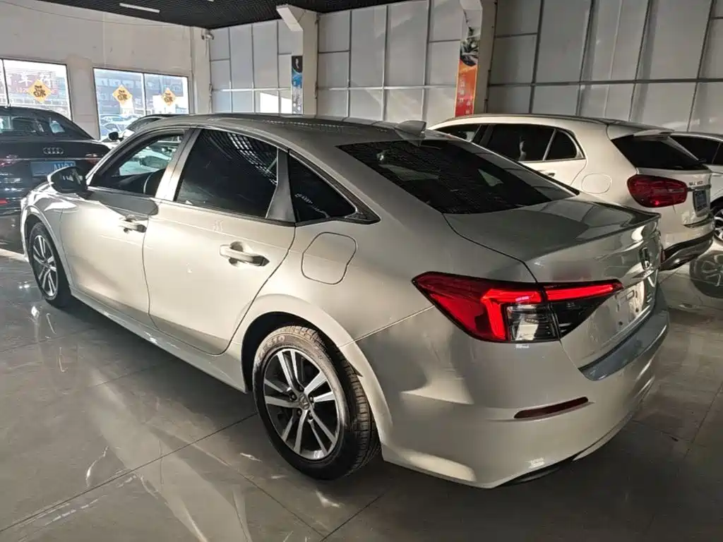 Honda Civic — миниатюра 5