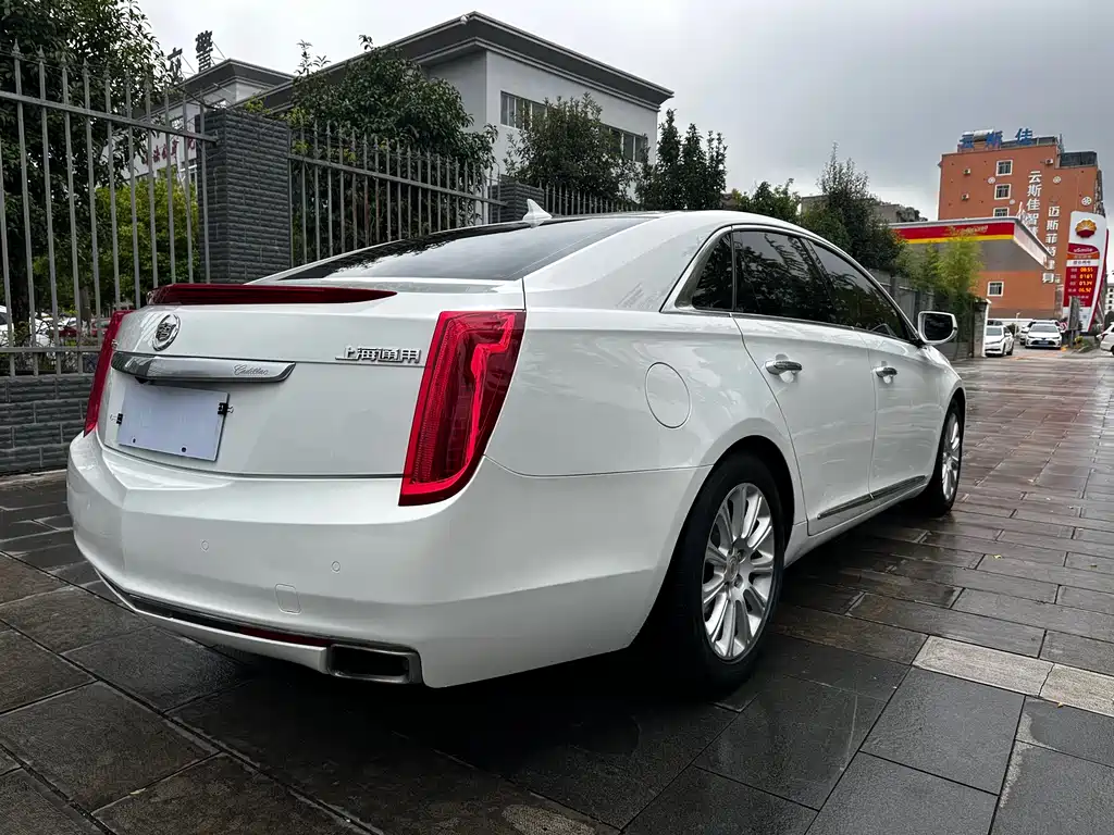 Cadillac XTS 2014 28T Comfort