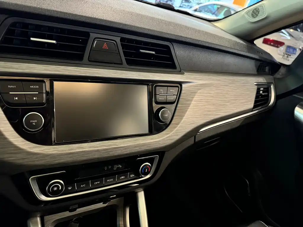 GEELY AUTOMOBILE VISION X3