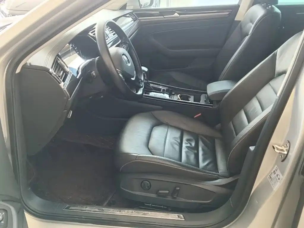 Volkswagen Phideon — миниатюра 15