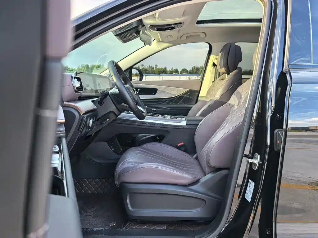 Chery Tiggo 9 C-DM — миниатюра 4