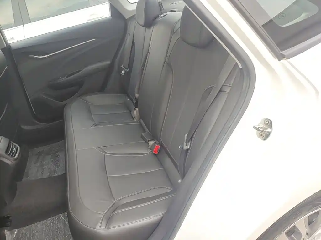 Buick Excelle — миниатюра 17