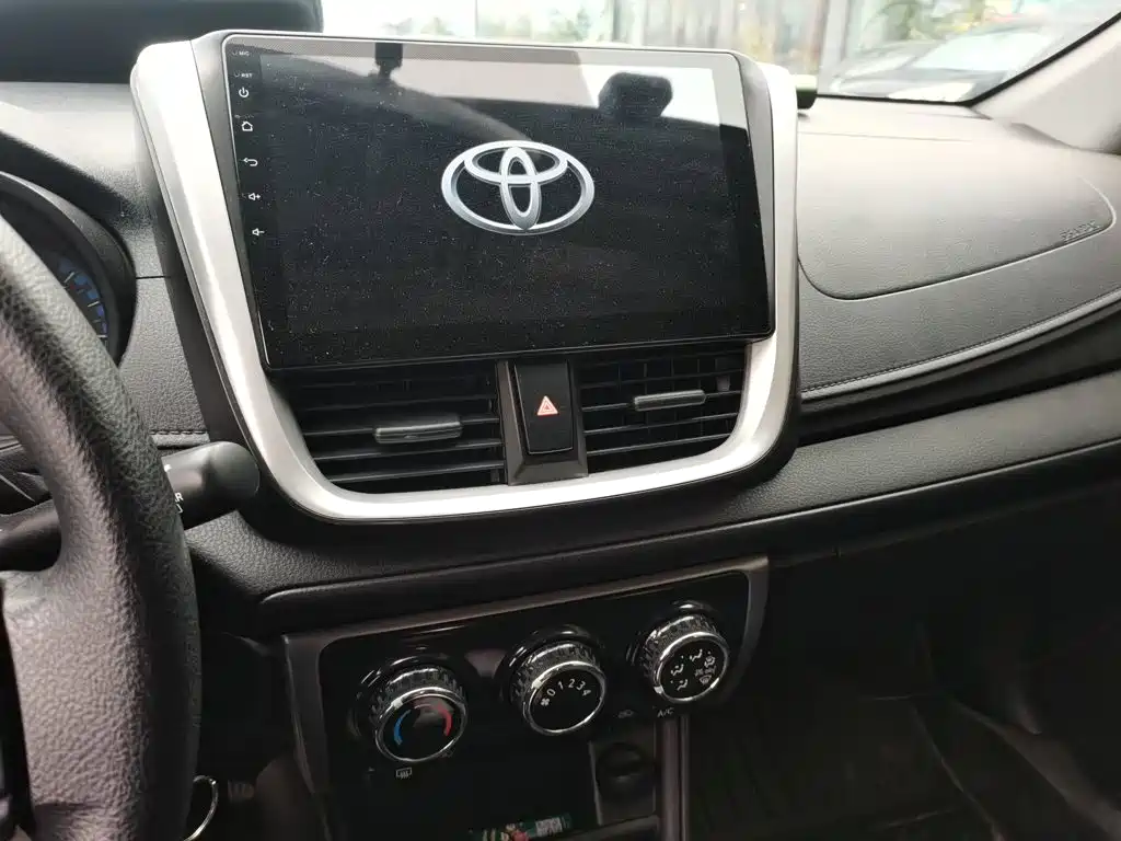 Toyota Vios FS — миниатюра 9