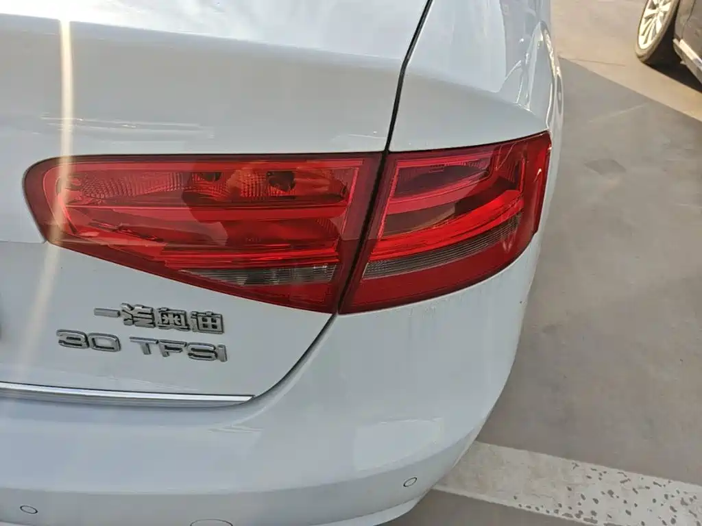 Audi A4L — миниатюра 24