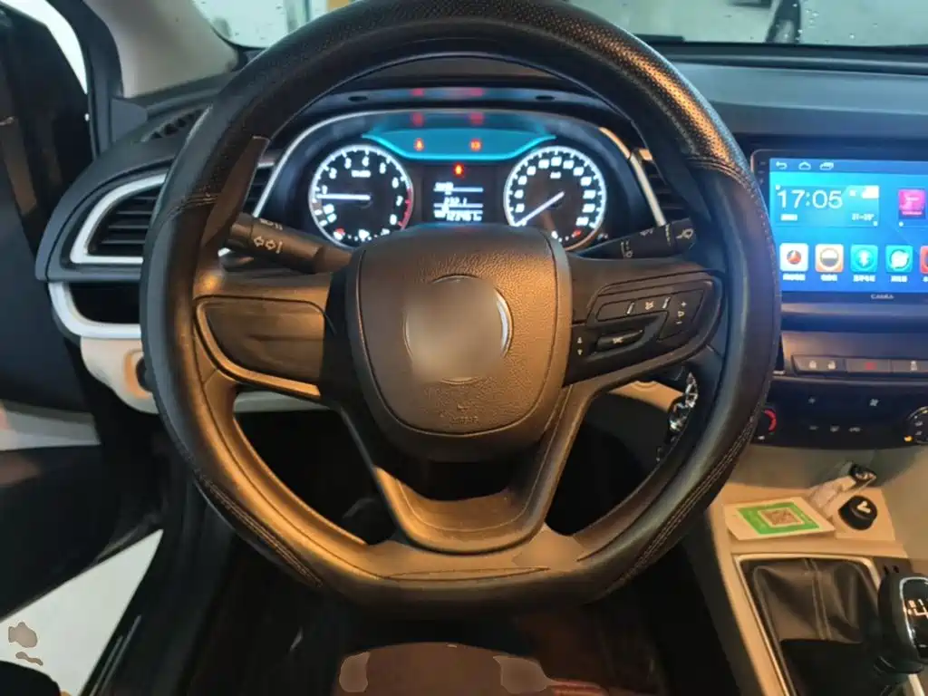 Buick Excelle — миниатюра 11