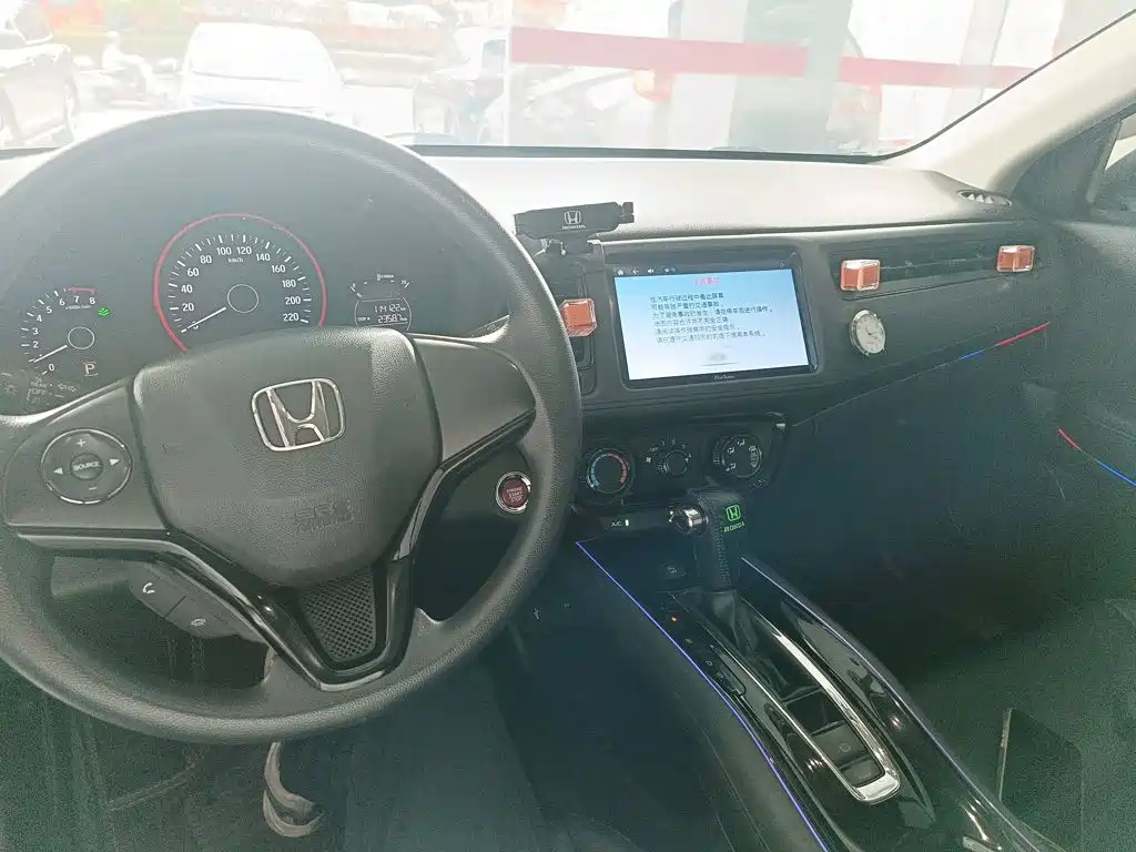 Honda Vezel — миниатюра 10