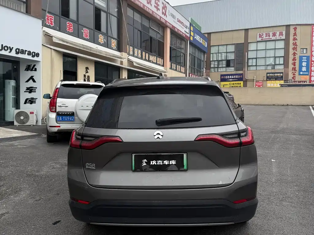 NIO ES8 — миниатюра 5