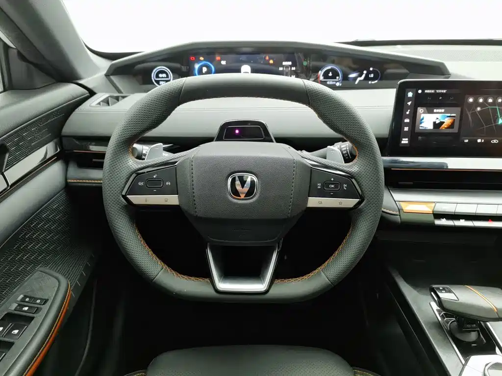 Changan UNI-V — миниатюра 11