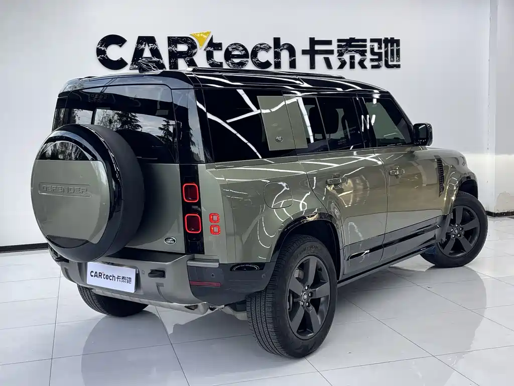 Land Rover Defender — миниатюра 3