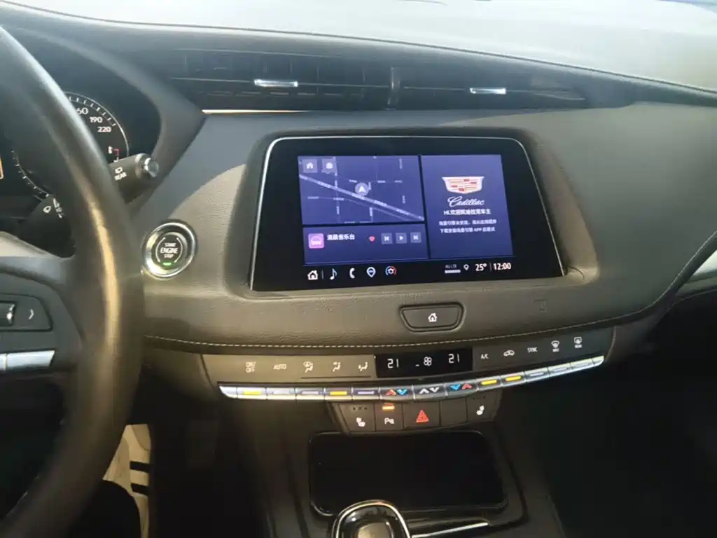 Cadillac XT4 — миниатюра 13
