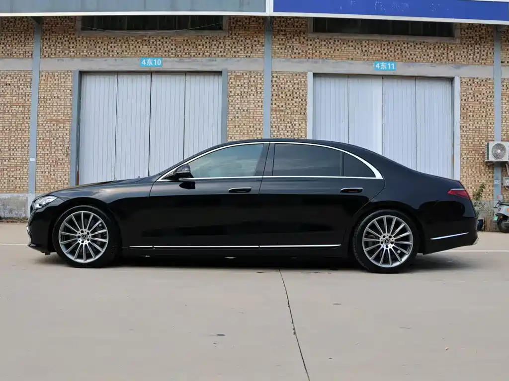 Mercedes-Benz S-Class — миниатюра 24