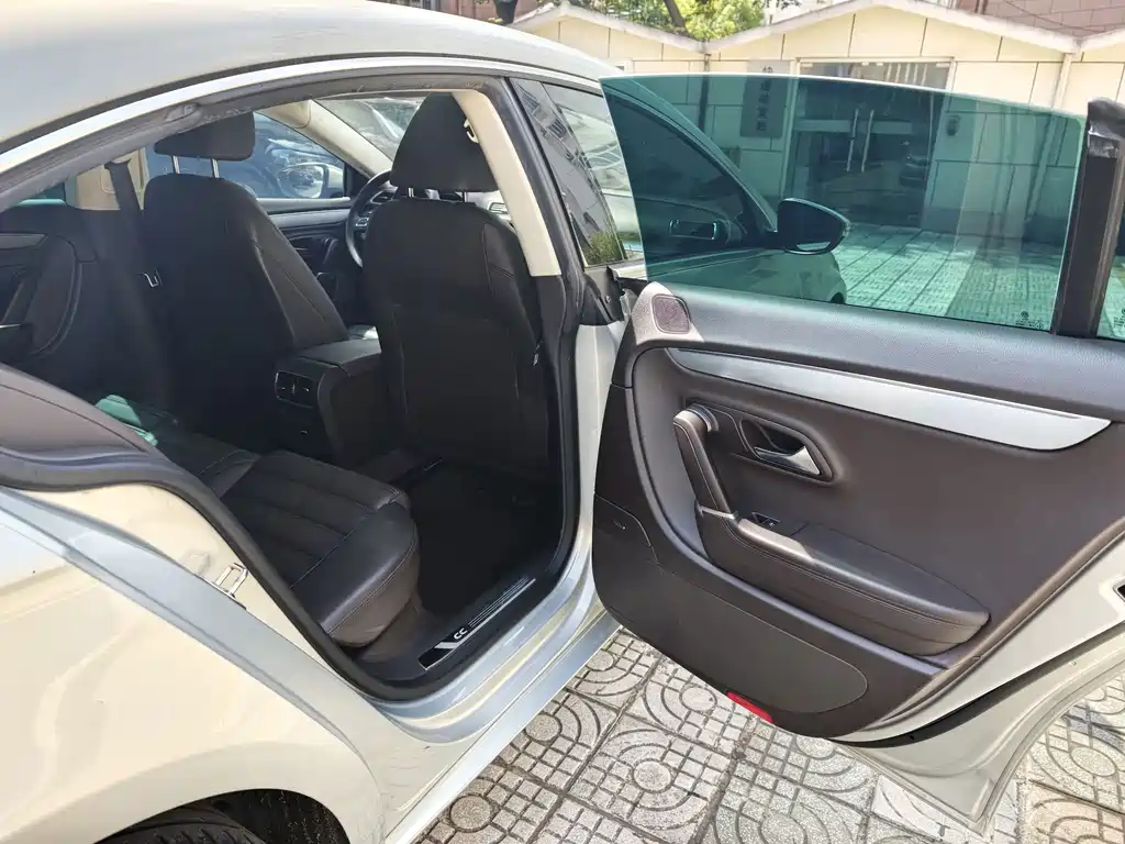 Volkswagen CC — миниатюра 12