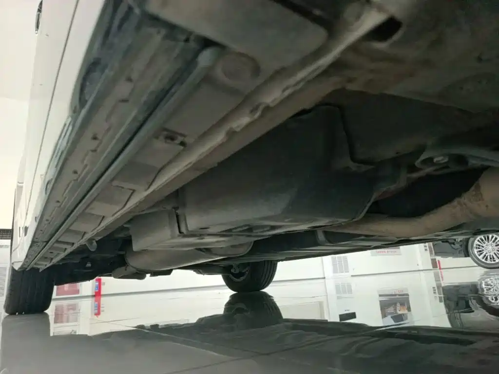Toyota Alphard — миниатюра 21